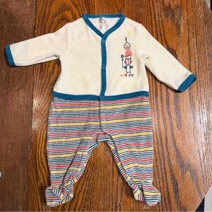 Orchestra Bebe Velour Creme & Primary Stripe Footed Coverall, 3 mos